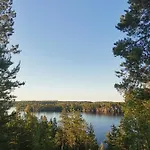 Роскошный шатер Hidden Island Laukanharju Glamping *