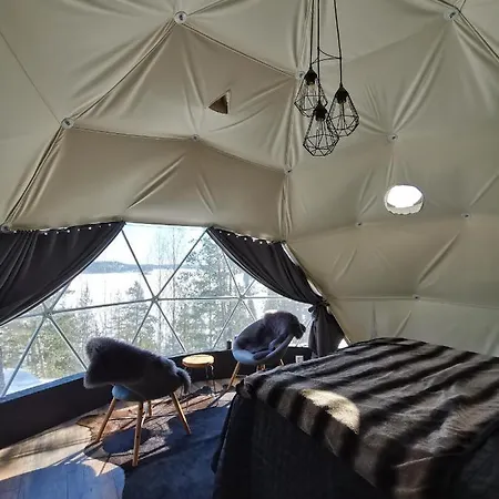 Luxury tent Hidden Island Laukanharju Glamping