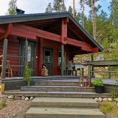 Luxury tent Hidden Island Laukanharju Glamping *