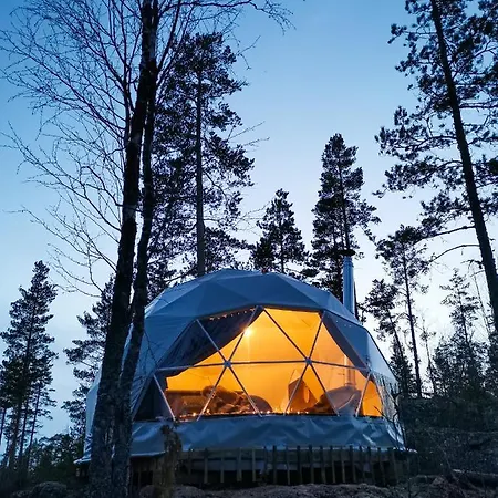 Hidden Island Laukanharju Glamping Luxury tent Savonlinna