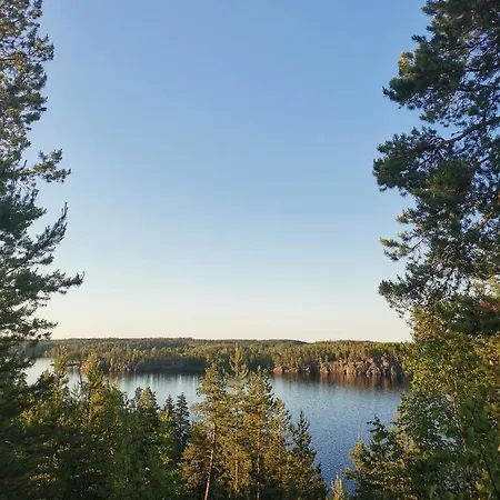 Luxury tent Hidden Island Laukanharju Glamping *