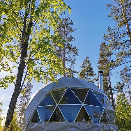 Hidden Island Laukanharju Glamping * Savonlinna