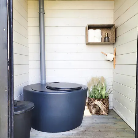 Hidden Island Laukanharju Glamping Lyxtält