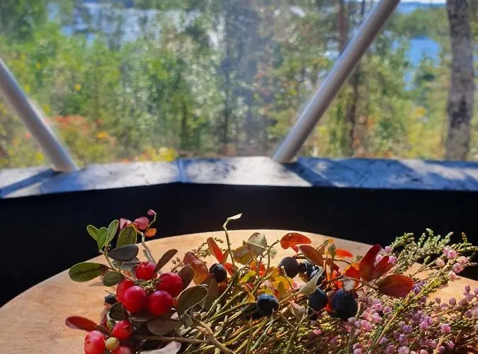 Lüks kamp alanı Hidden Island Laukanharju Glamping Savonlinna