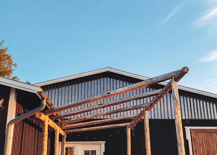 Hidden Island Laukanharju Glamping *